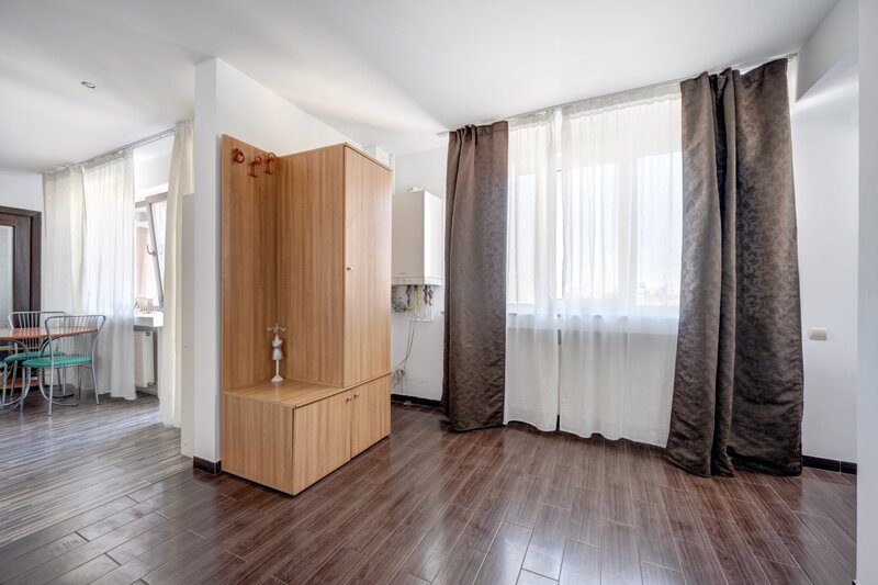 Timpuri Noi metrou, apartament cu 2 camere, vedere spre Splai